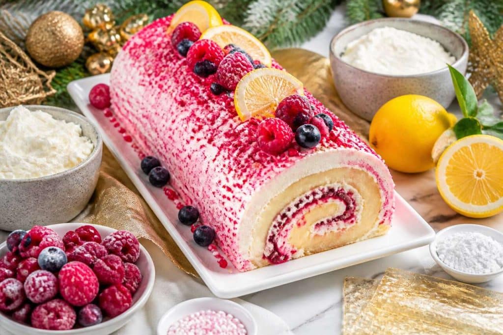 Bûche pétard citron et fruits rouges pour le nouvel an